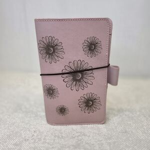 Rare Planner Perfect B6 Wide Daisy Etched Leather TN Cover